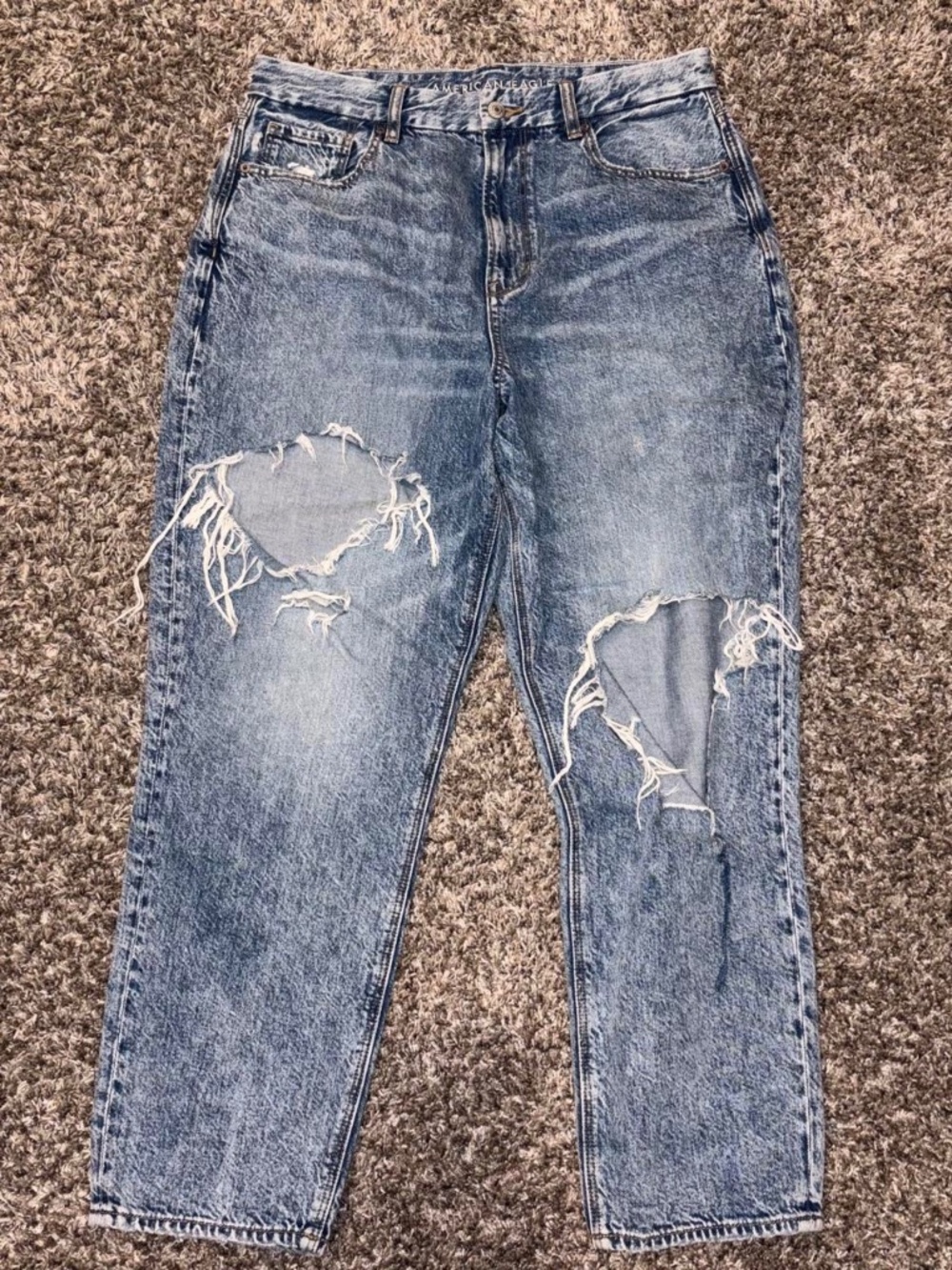 American Eagle Outfitters curvy mom jeans blue distressed knees size 12